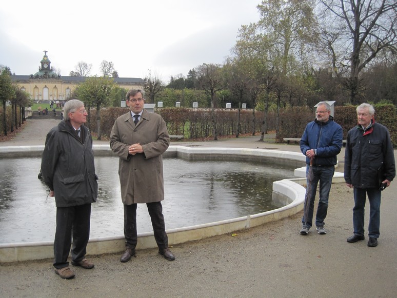 n_131104_Pressetermin Marmorkrone_Studiengemeinschaft Sanssouci_Fotos LvG (2).jpg